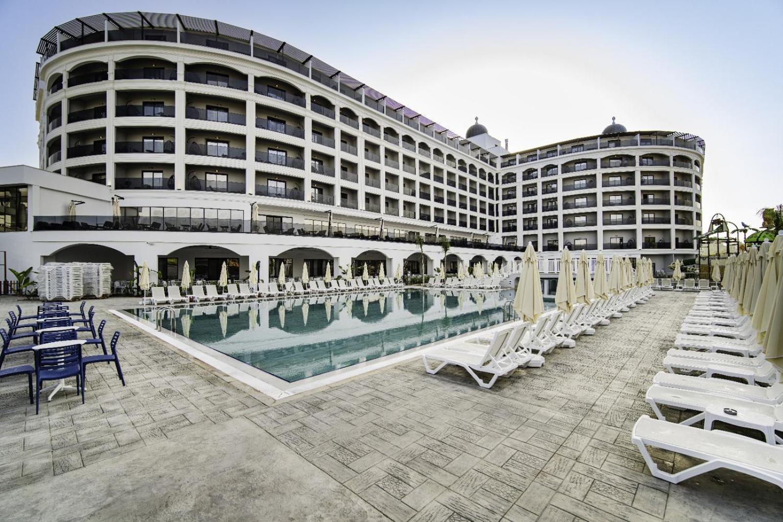Side Moon Palace Buitenkant foto