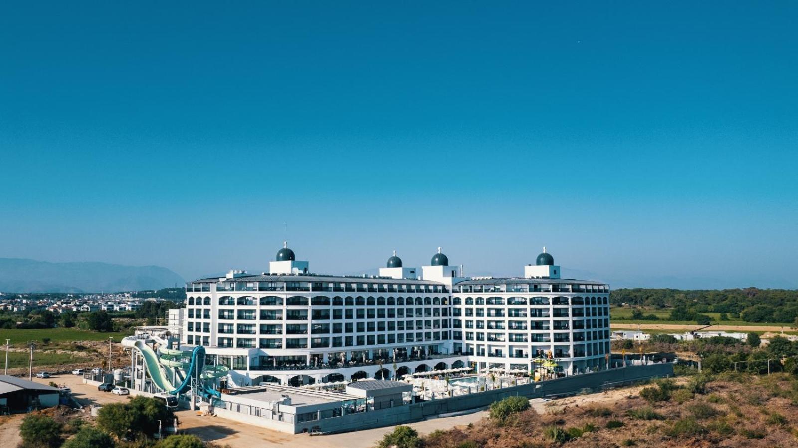 Side Moon Palace Buitenkant foto
